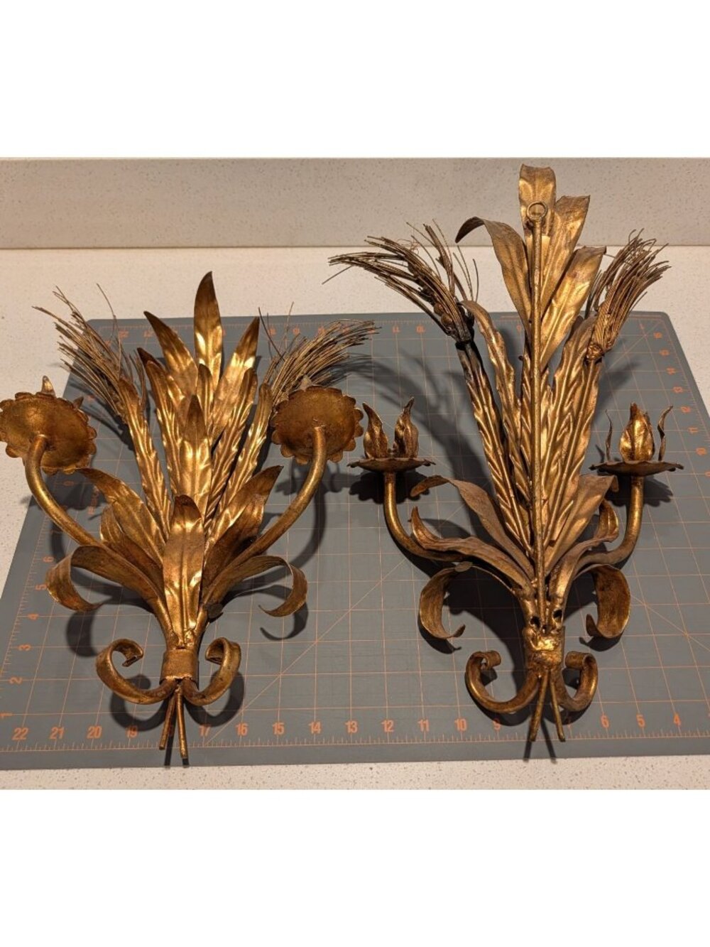 Pair of Vintage Italian Florentine Wheat Leaf Wall Sconces 17" MCM Gold Metal - Picture 14 of 16